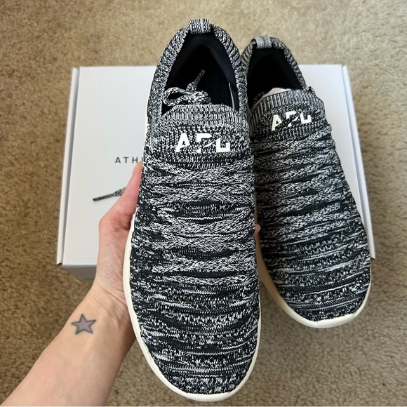 APL Techloom Wave hybrid running shoe US 8 black/pristine/melange new in box - Picture 5 of 10